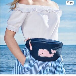 Vineyard Vines Navy and Pink Fanny Pack NWT